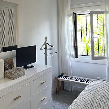 Vilamouratenis 'white' By Sapvillas * Vilamoura